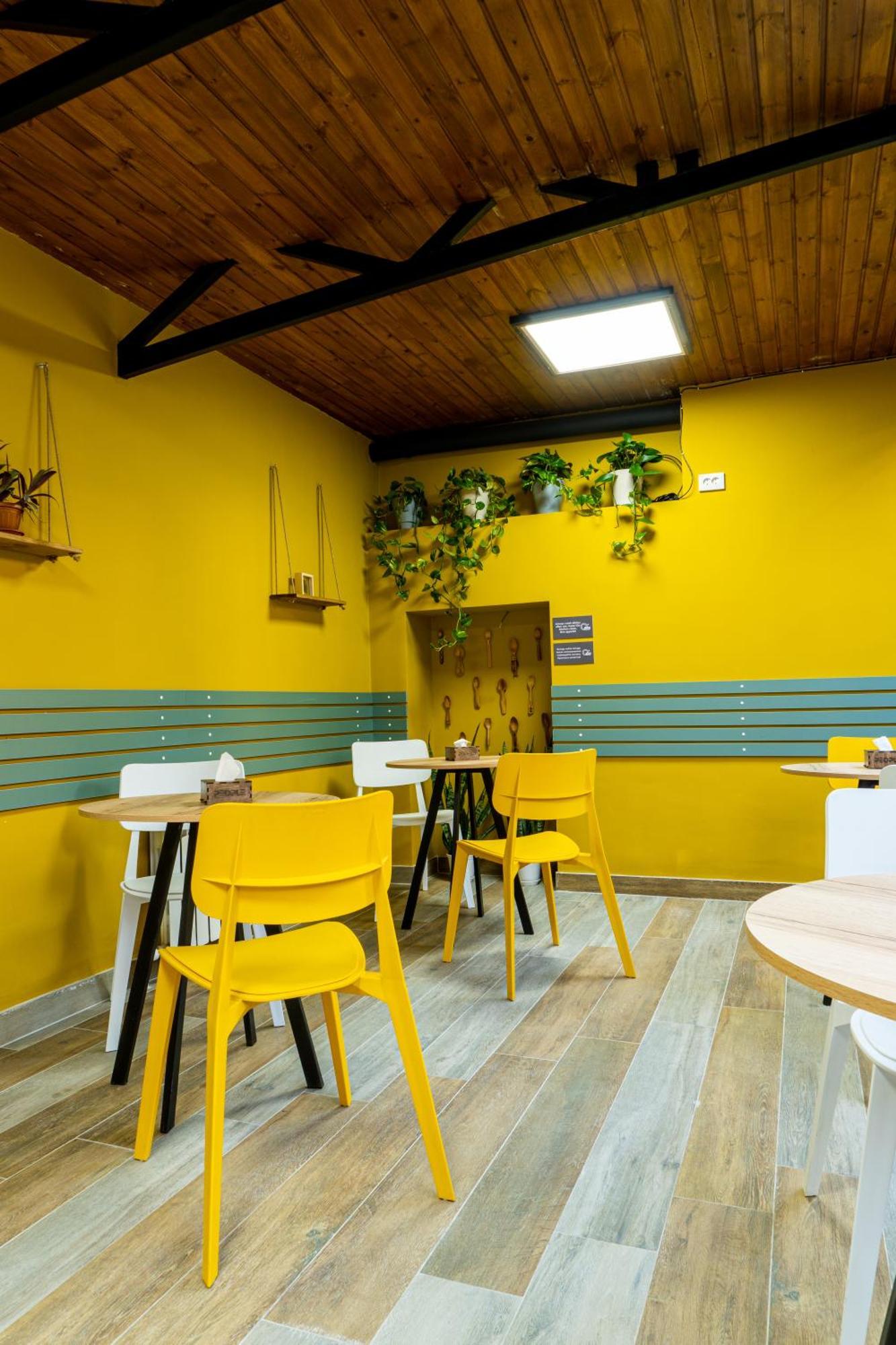 People Hostel & Coworking Bișkek Exterior foto